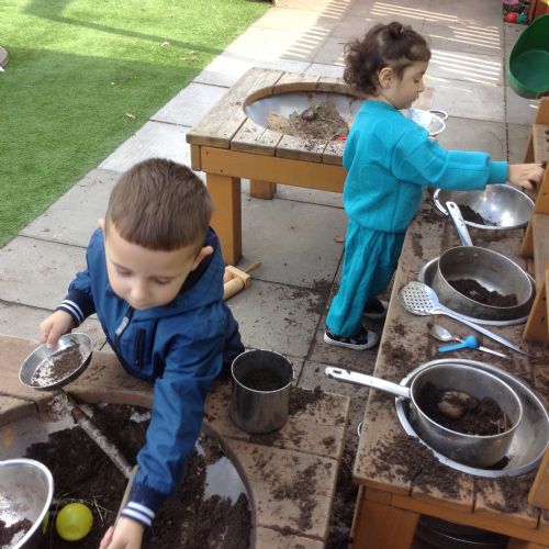 Using our imagination in the Mud Kitchen